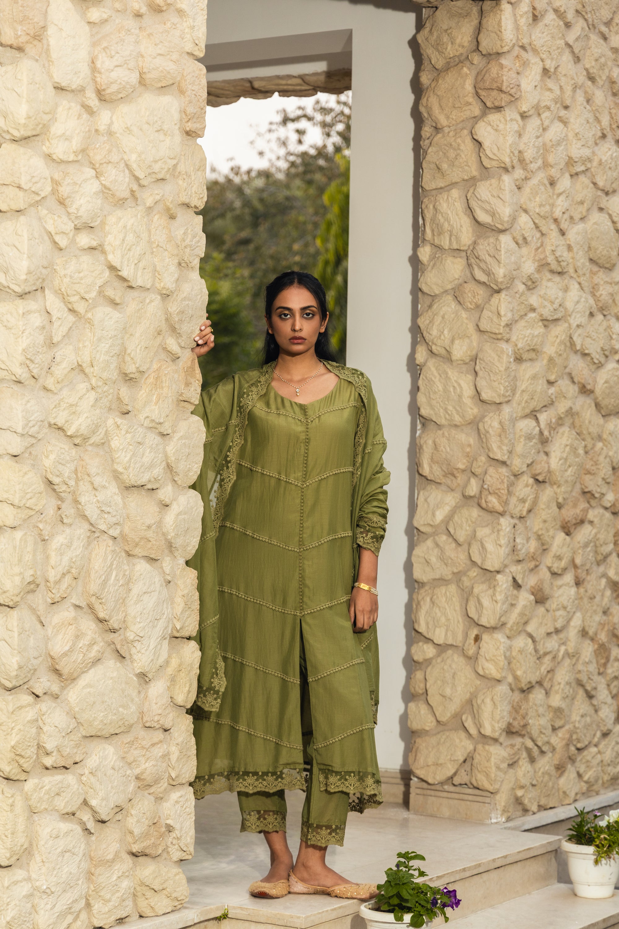 Gulnaar Olive Set
