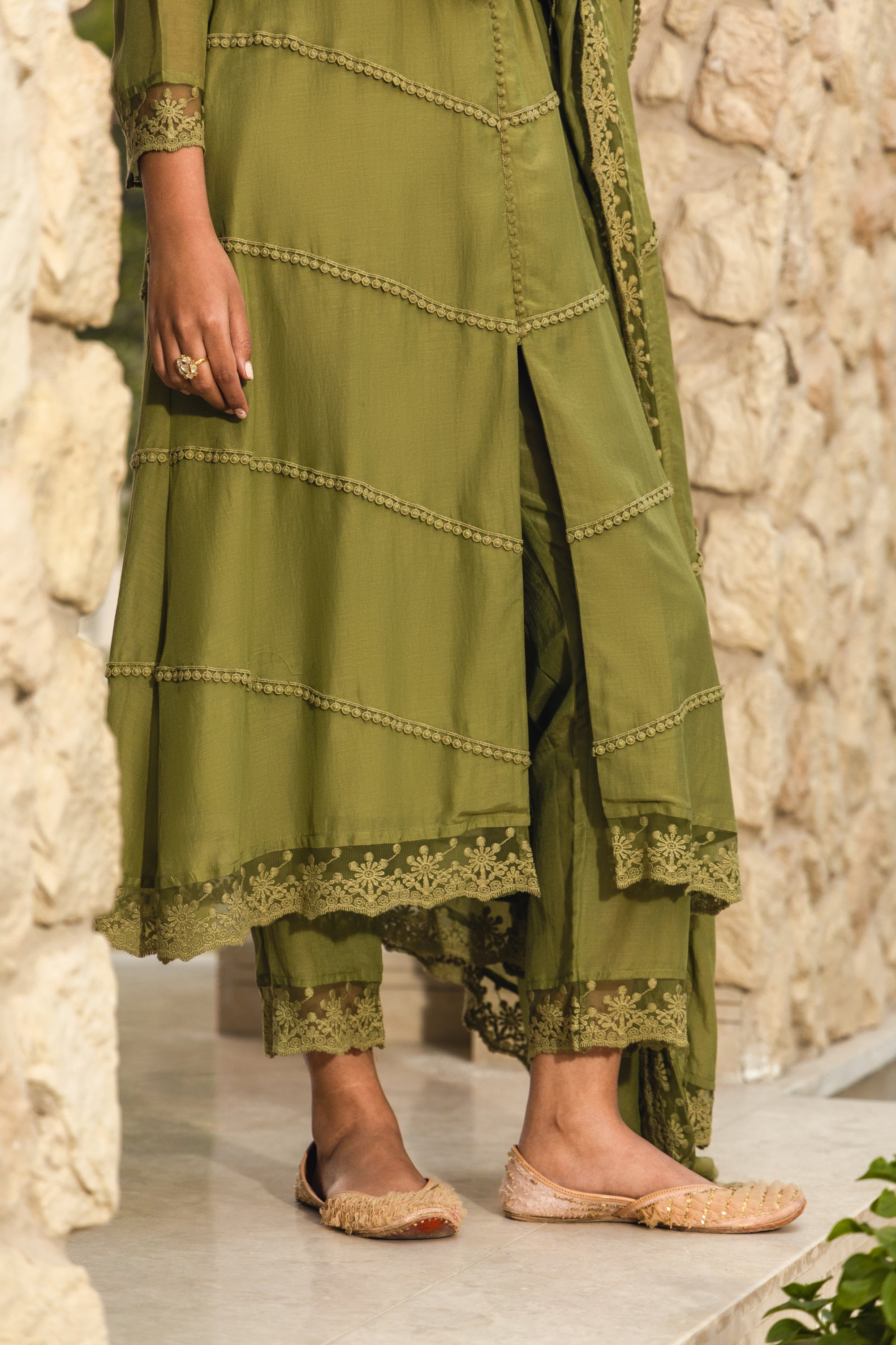 Gulnaar Olive Set