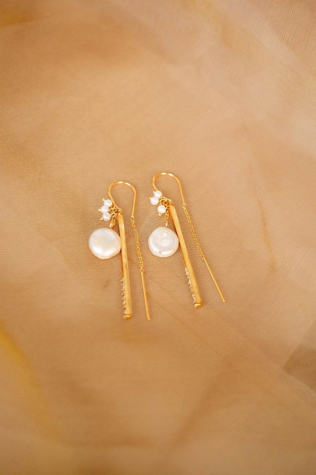 Golden pearl cascade (pearl round)